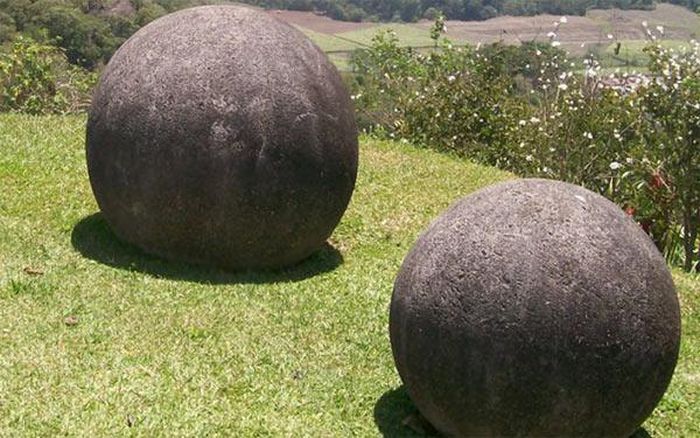 Quả cầu đá tại Costa Rica 