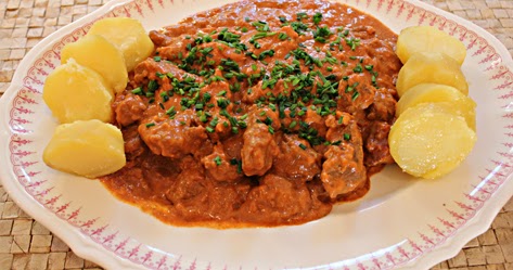 Goulash - Món ăn phổ biến của người Áo